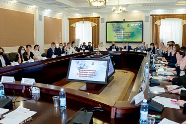 Сегодня к работе приступил новый состав Молодежного парламента при Законодательном Собрании